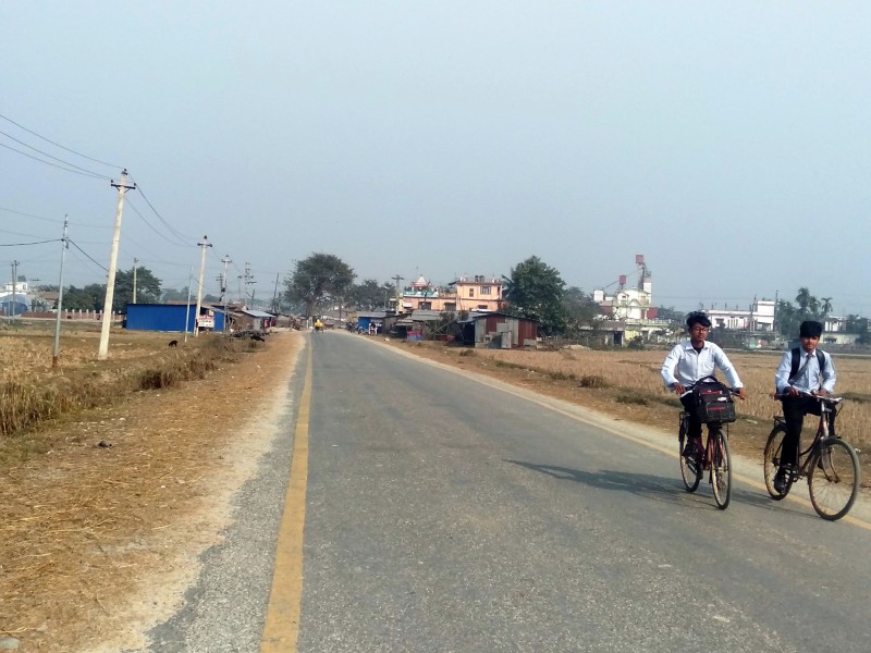 तराई क्षेत्रमा समृद्धिको आधार बन्दै ‘फिडर रोड’ 